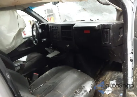 2008 Chevrolet Express Ls z USA, uszkodzony, nr VIN 1GAHG39K581206708